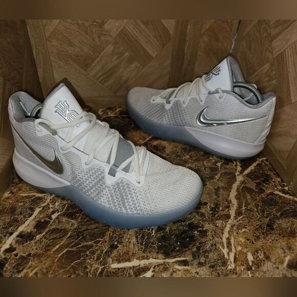 Nike Other - Nike men's Kyrie Flytrap AA7071-100 white basketball shoes size 10. 510